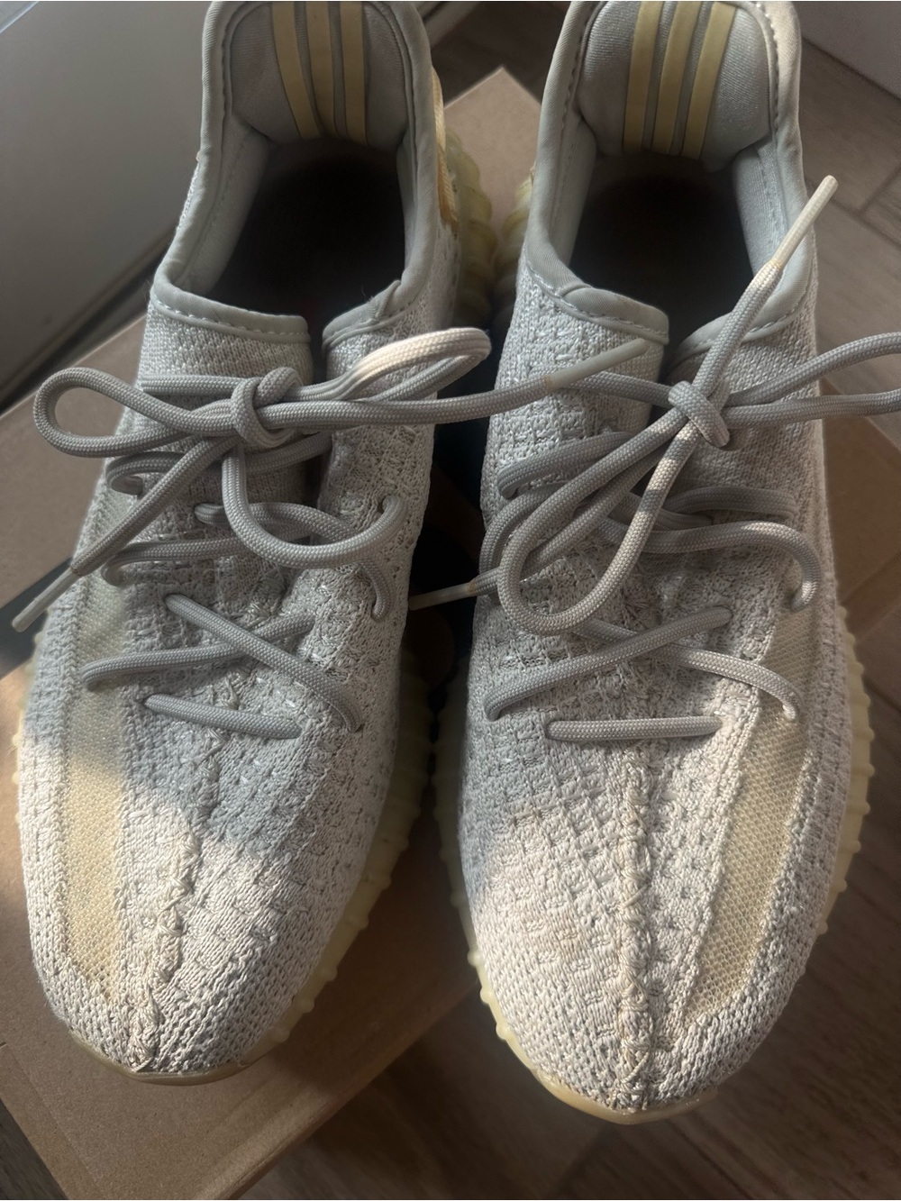 Yeezy Boost 350 V2 CLOUD WHITE